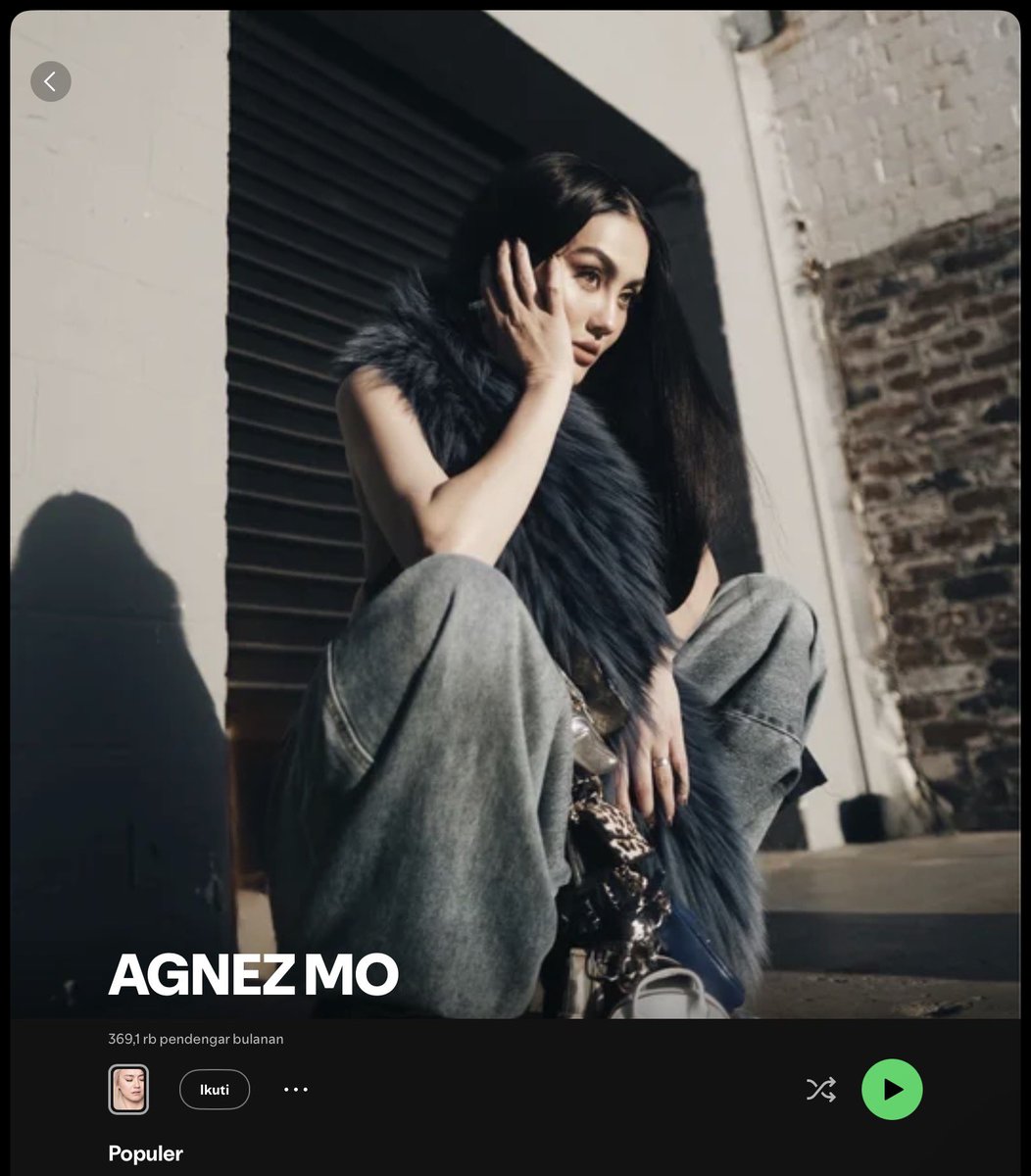 Shuggie 🐝 tweet media