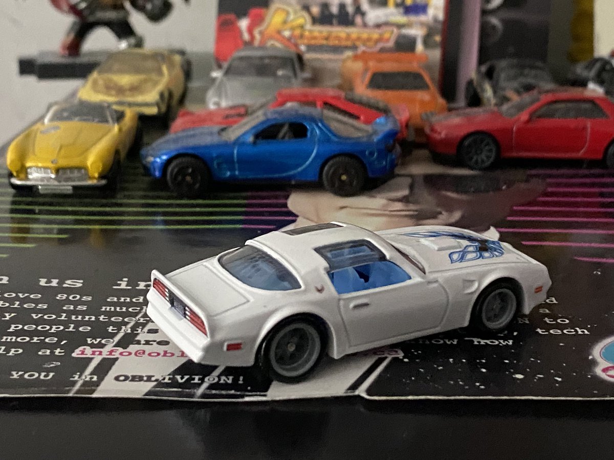 SamuraiWesley's tweet image. Ok, this is my Dad’s car, so, my dad was loved to drive this, my favorite, my ‘77 Firebird, from Boulevard.
#hotwheelsboulevard #hotwheelspremium #musclecars #77pontiacfirebird #americancars