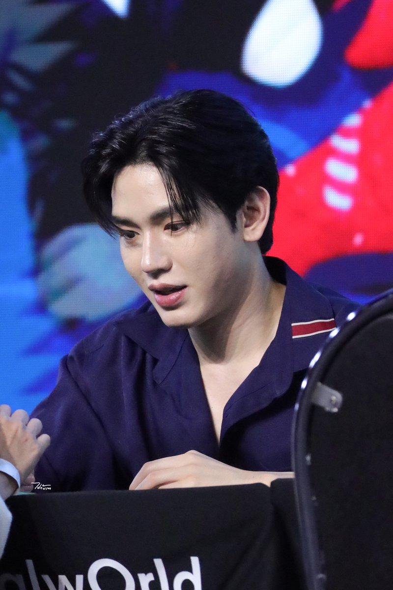 ไป กับ เต tweet media