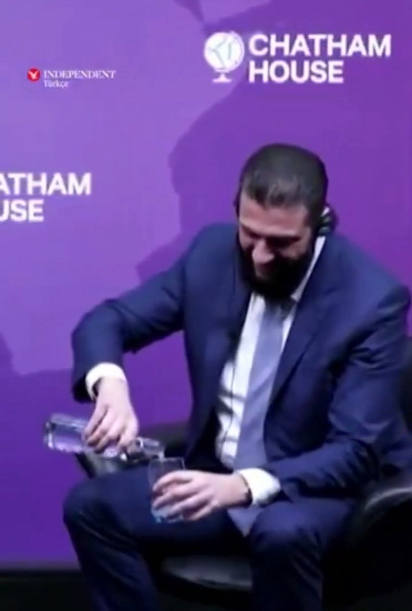 مصطفى كامل tweet media