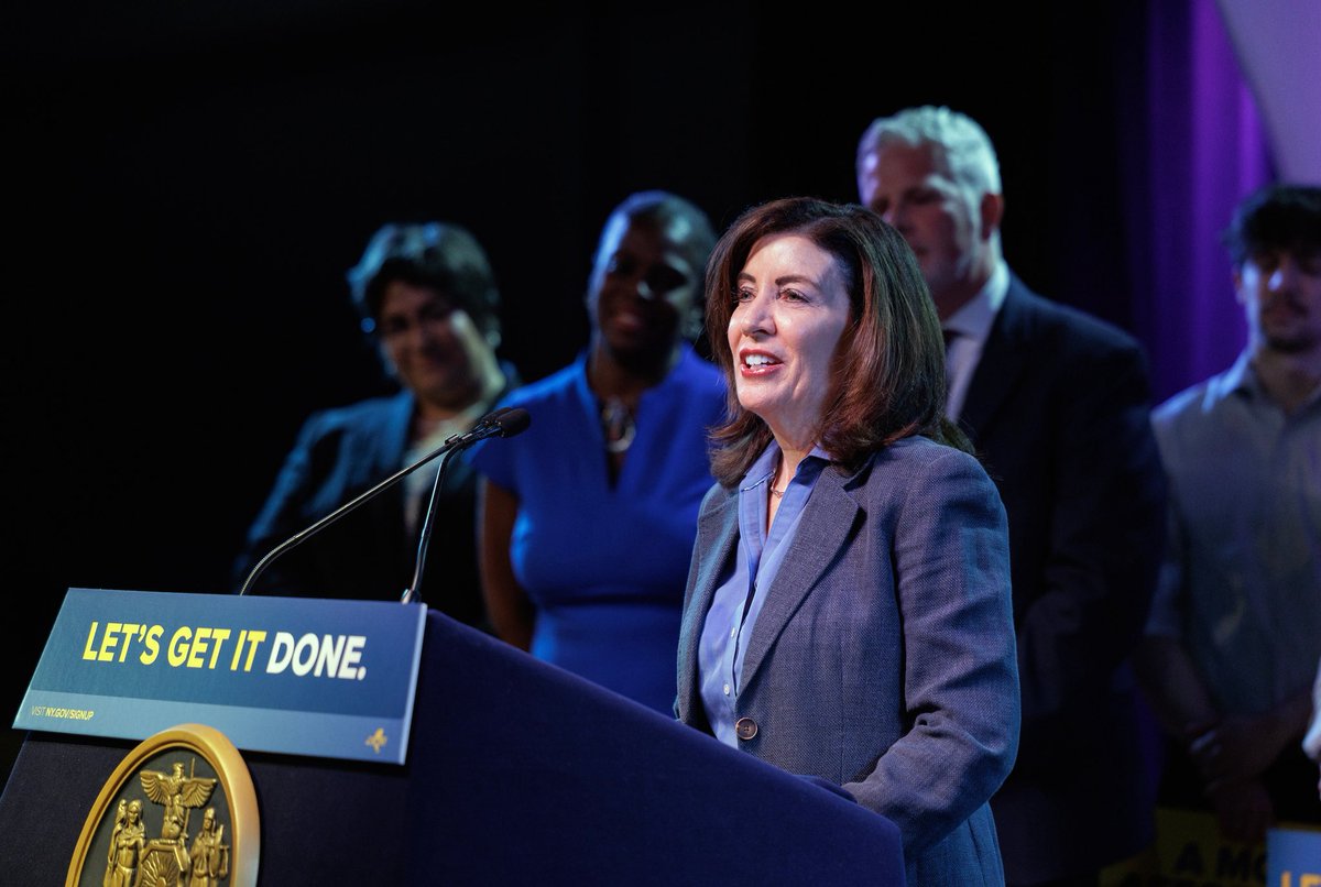 Governor Kathy Hochul tweet media