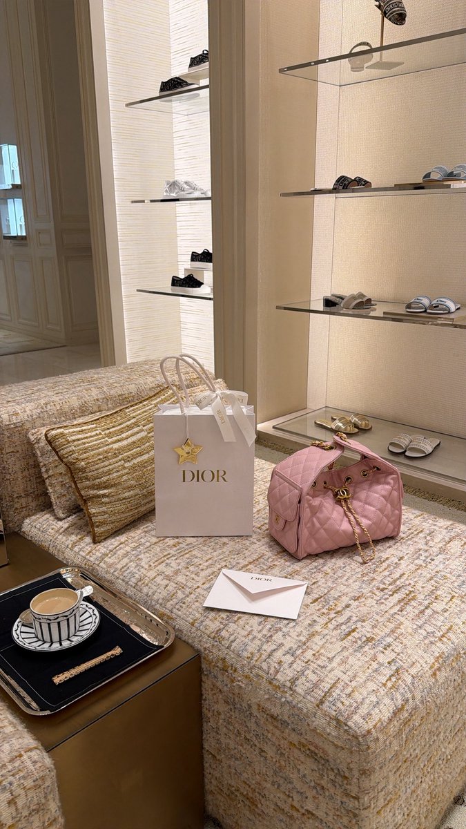 نــــوف 🐆 tweet media