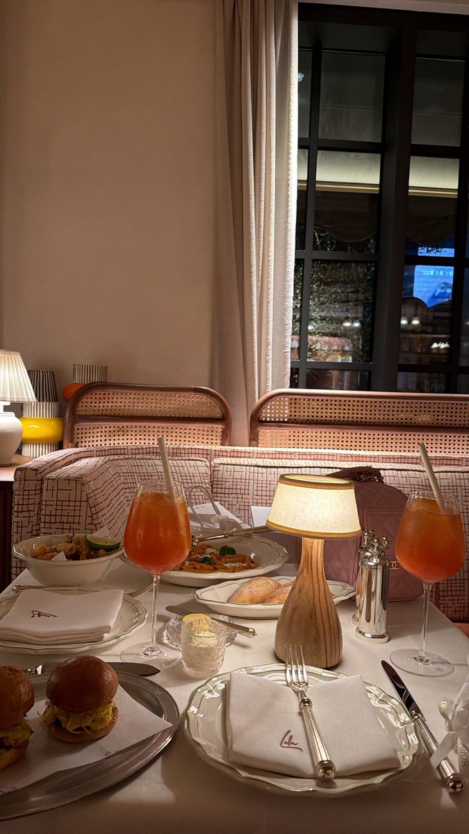 نــــوف 🐆 tweet media