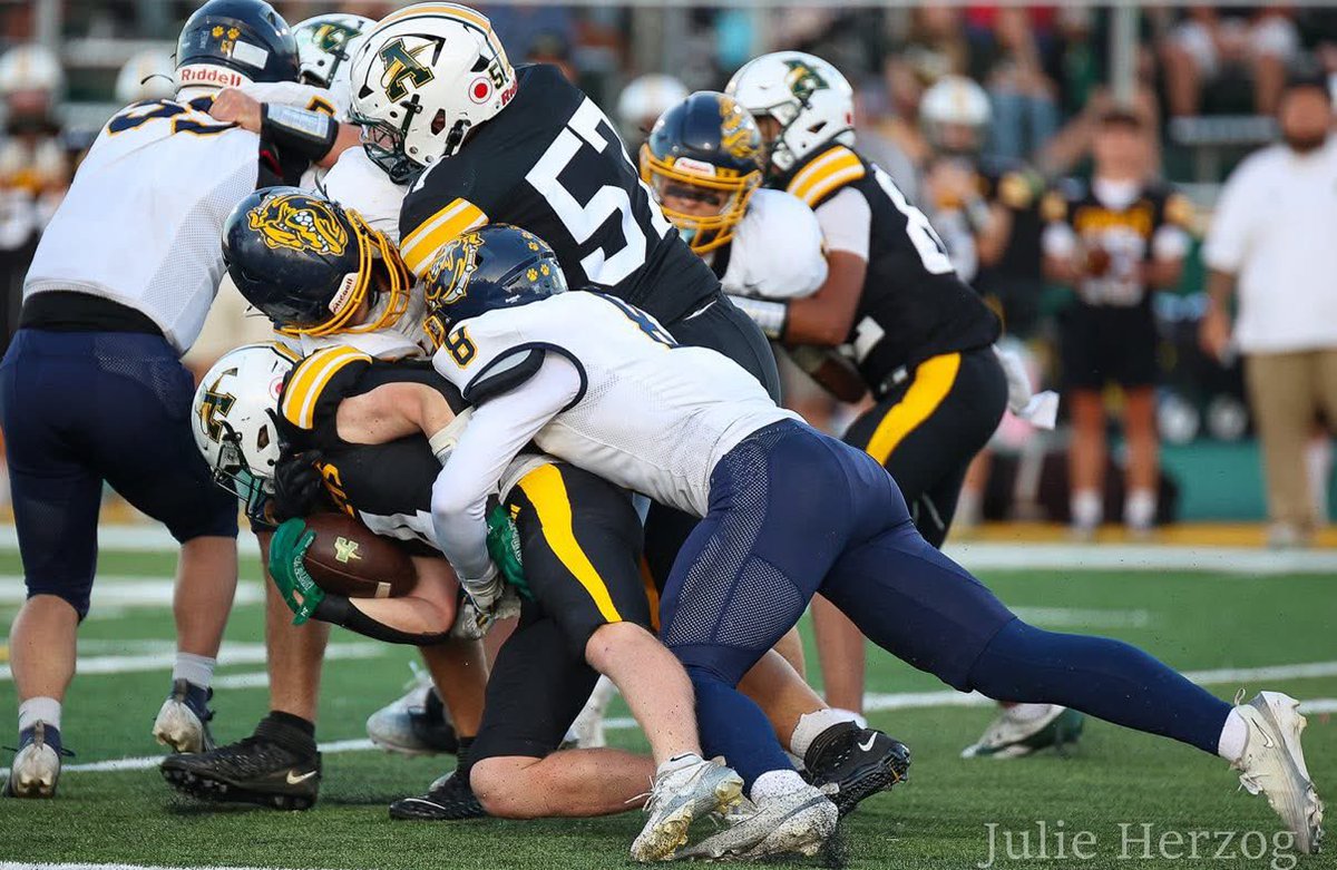 OF Athletic Boosters tweet media