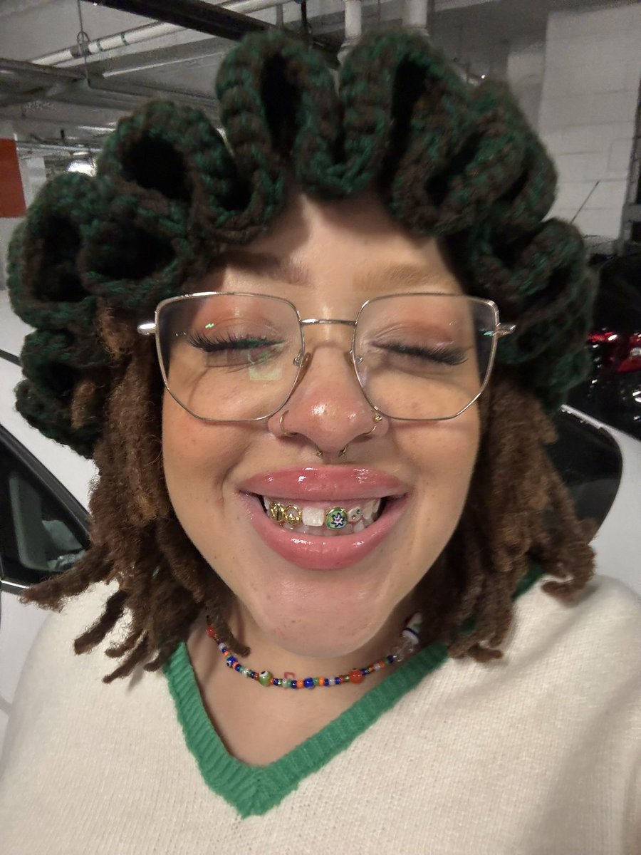 loda 𖤓°⋆.ೃ࿔*:･ tweet media