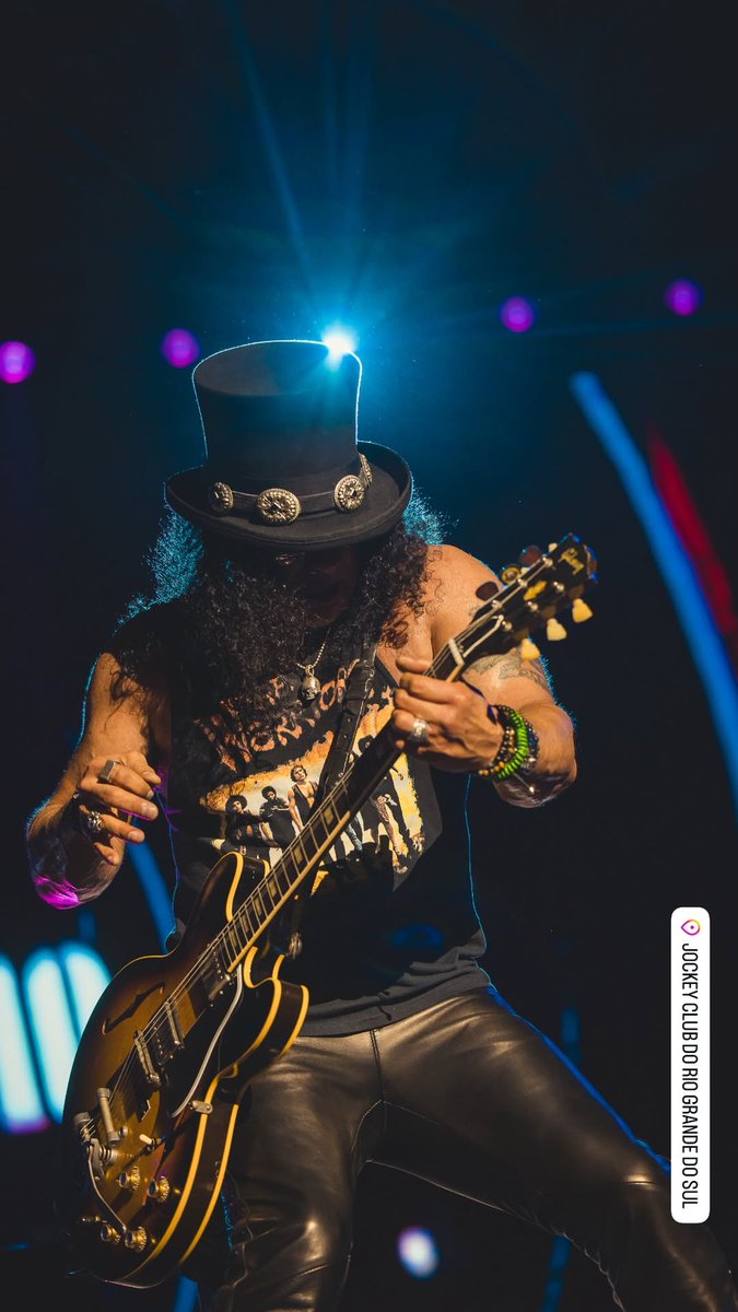 Slash News tweet media