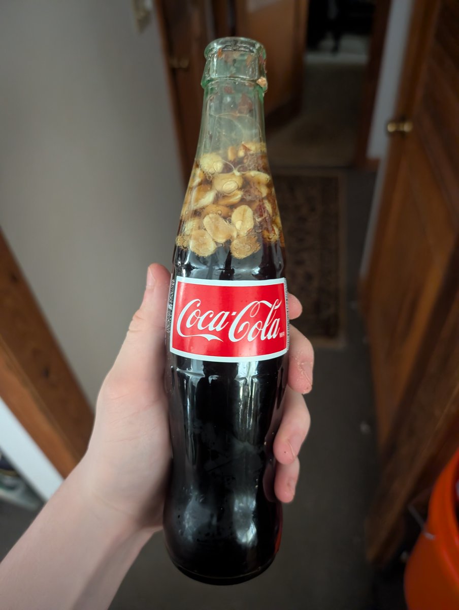 UltraStar tweet media