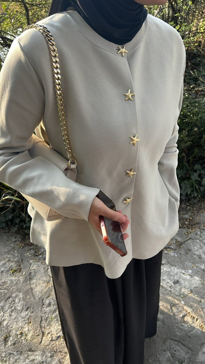 🎧🩶 tweet media