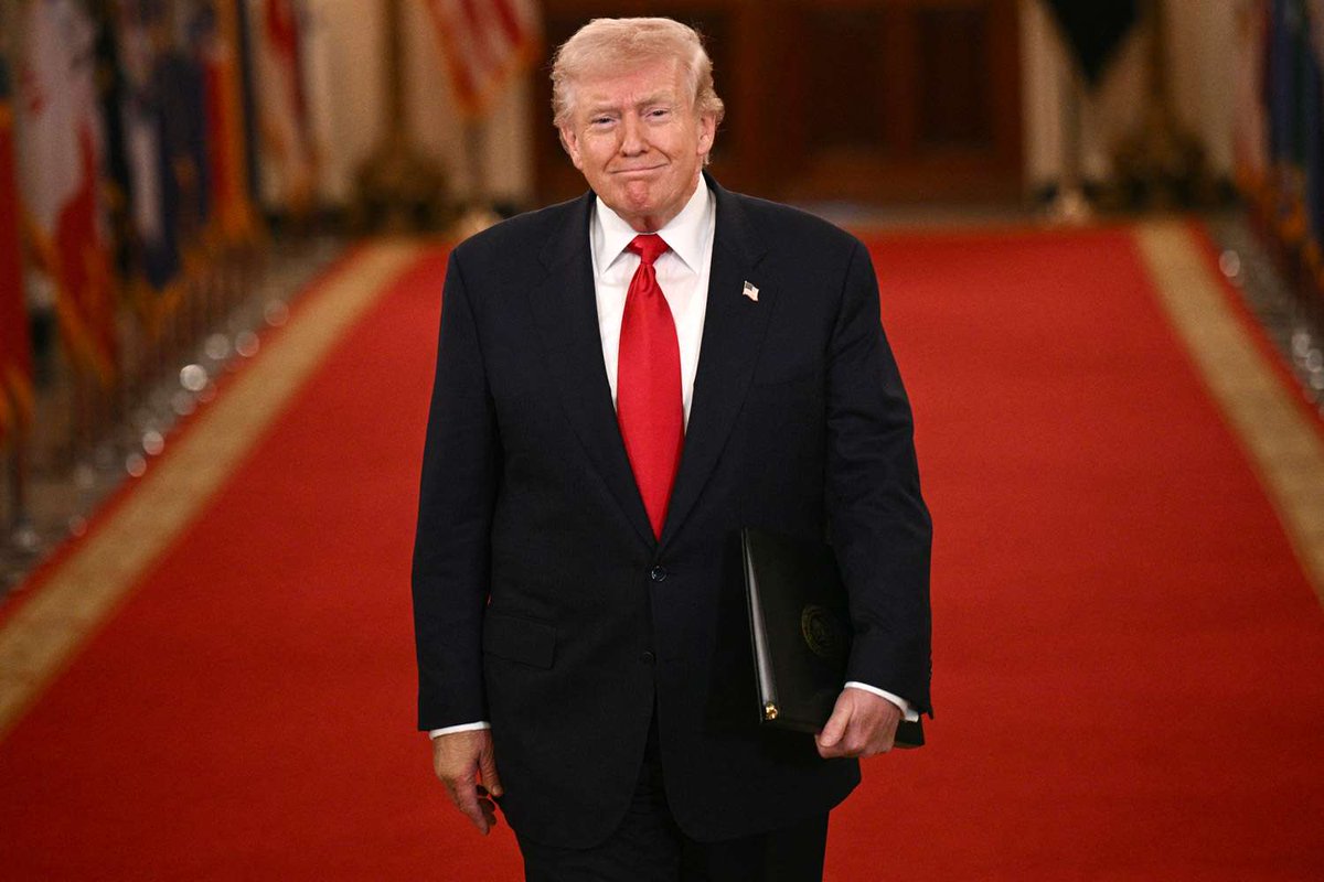 clashreport's tweet photo. Susie Wiles was concerned that aides were telling Trump what he wanted to hear rather than what he needed to hear, creating an overly optimistic picture of the war in Iran.

Trump has reportedly been starting many mornings watching curated video clips from military officials highlighting battlefield successes in the conflict.

Source: TIME