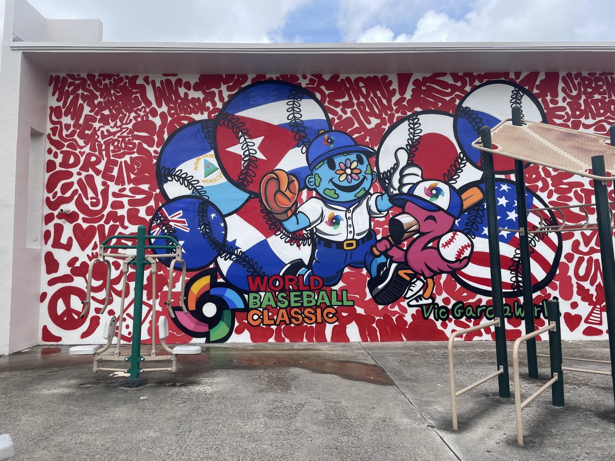 谷口輝世子KiyokoTaniguchi「お金から見るアメリカの運動部活動」発売開始 tweet media