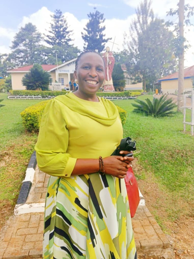 SLECK1921's tweet photo. Mrs. Claire Kasande, a Member of the Board of Governors at St. Leo’s College, Kyegobe, has donated UGX 2 million towards the ongoing construction of the perimeter wall at the college.
Mrs. Kasande, who serves as the Chairperson of the NRM in Fortportal City,.... 1/2 https://t.co/jDQj2Jl0BY