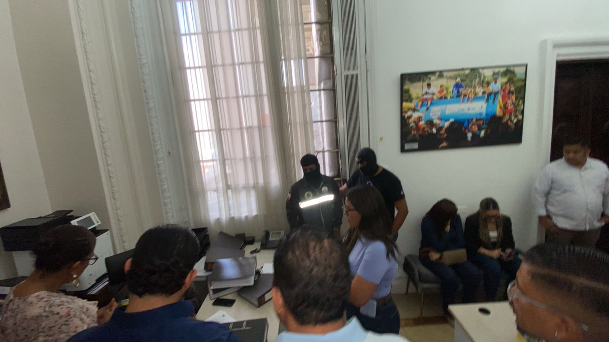 Daniel Salcan tweet media