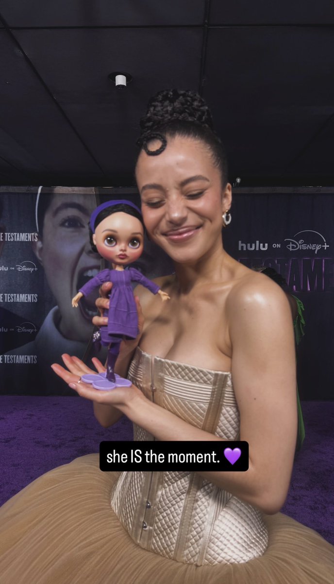 󠁯best of chase infiniti tweet media