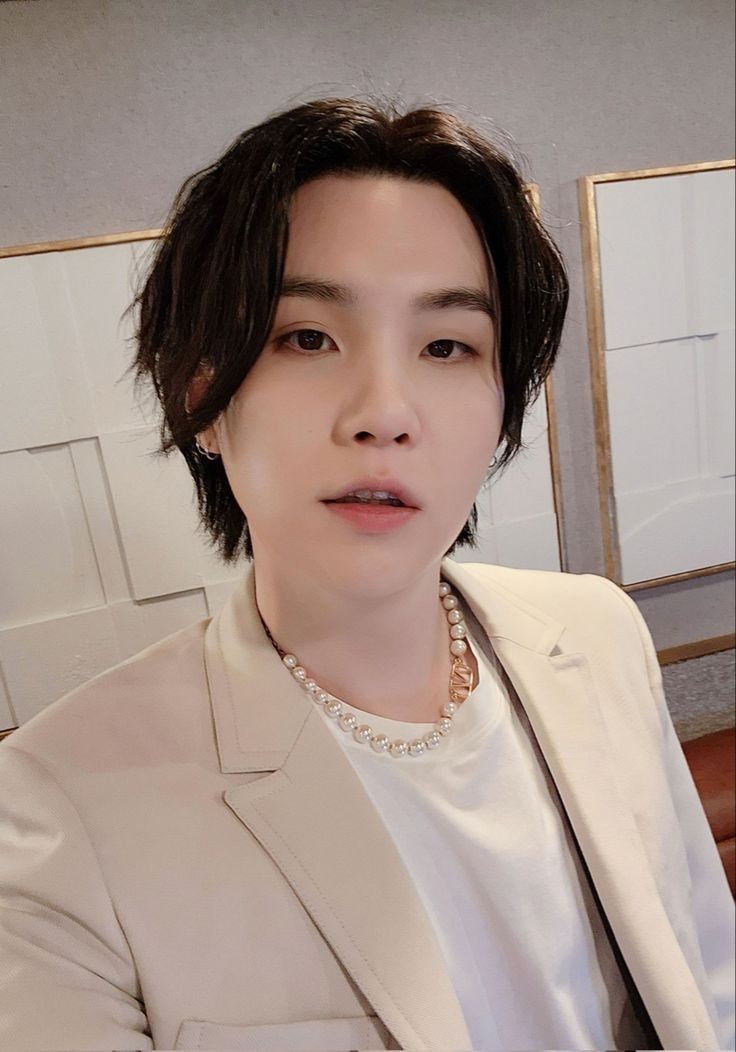 daily yoongi teef tweet media