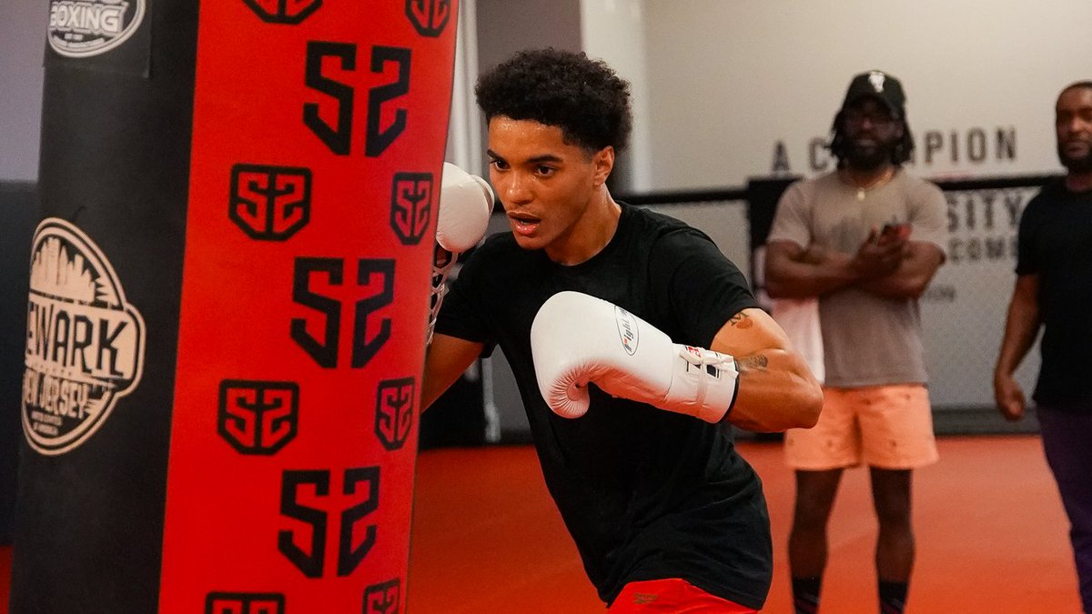 Zuffa_Boxing's tweet photo. Do. Learn. Repeat. 

@RealTroyNash is getting ready to open up #ZuffaBoxing05 this SUN! 🥊

📺: @ParamountPlus | APR 5 | ⏰: 6:30pmET https://t.co/5sugklCFRF