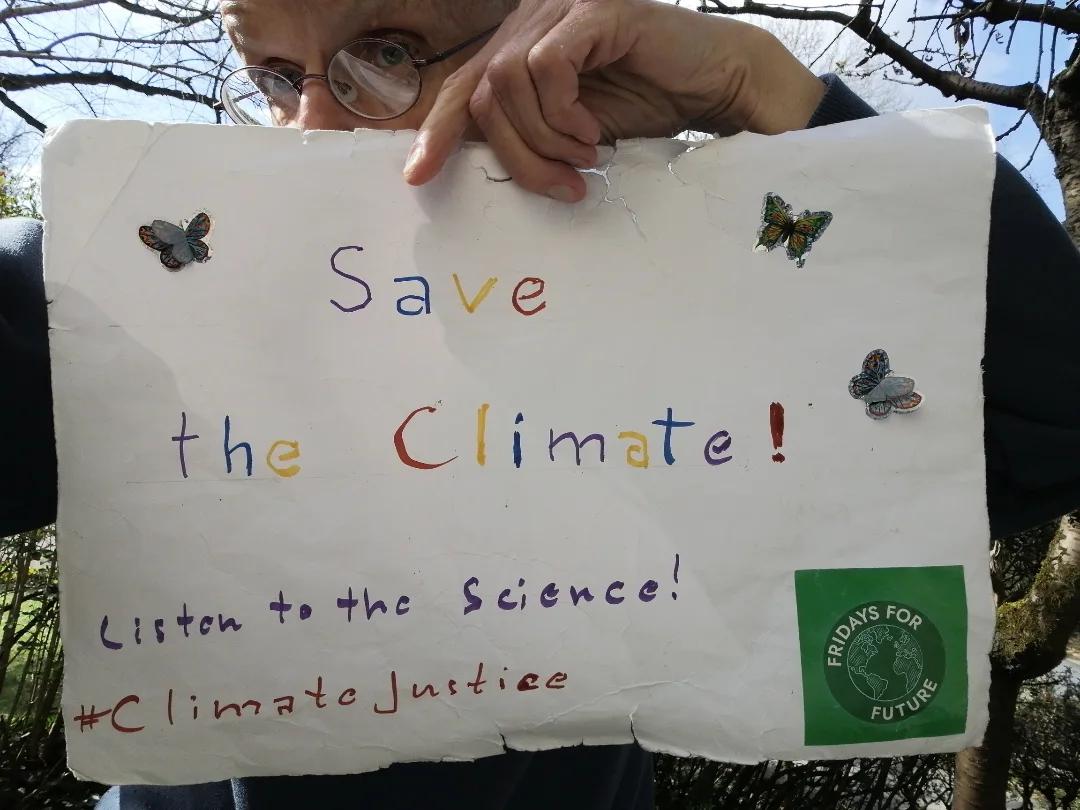 endelstamberg's tweet image. #ClimateStrike Week 340

#FightFor1Point5 Week 275

We need a system change, not climate change! 
❤️ ☮️ 🌍 🌏 🌎 💧 🌳 🌱 🌿 🌺 🌼 🏵️ 🌻 🌞 🦋

#FreePalestine🇵🇸 #FreeCongo 🇨🇩 #FreeSudan🇸🇩 #ListenToTheScience #ClimateActionNow #EndClimateImperialism #twiff #FFFMapSolidarity