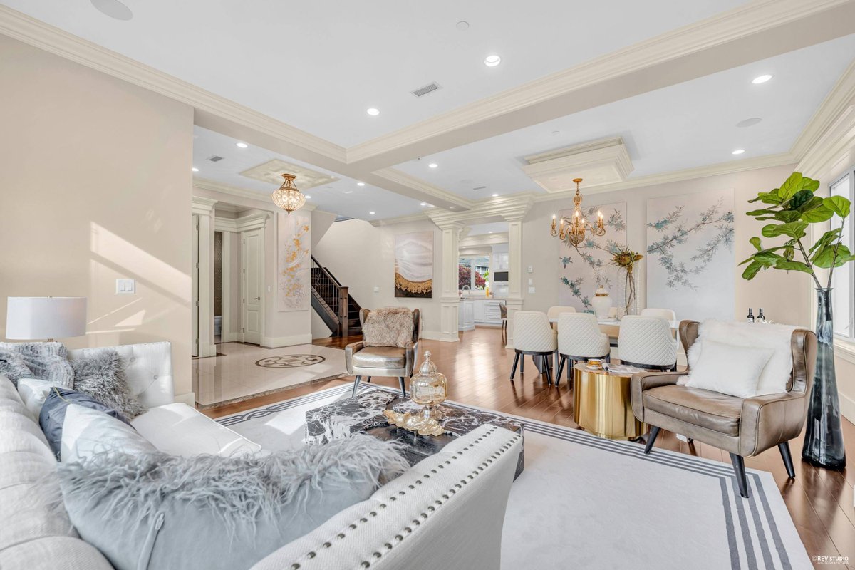 RealCountrywide's tweet photo. Listing Address: 2653 Mcbain AVE, Vancouver, BC V6L 2C7
Listing Price: $5,480,000
Schedule a showing and request more information here: https://t.co/zypEZ3PP1y https://t.co/aAMOF7AU6F