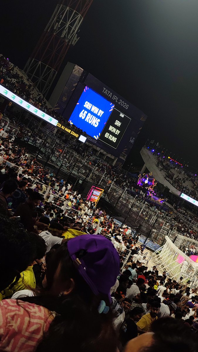 urstruly_hrb23's tweet image. How's the Josh #OrangeArmy ☺️🧡 Vacha Match gelipinchi Tirigi veltuna 🤟 #SunrisersHyderabad #SRH