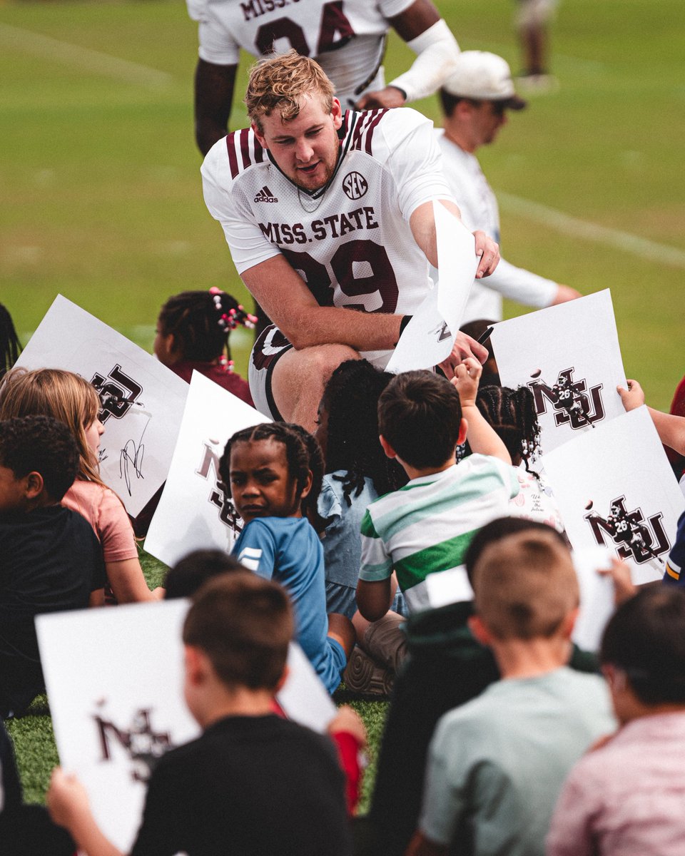 Mississippi State Football tweet media