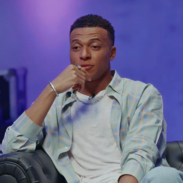 The Touchline | 𝐓 tweet media