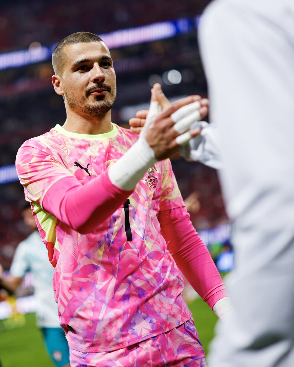 MundoDosGuarda-Redes tweet media