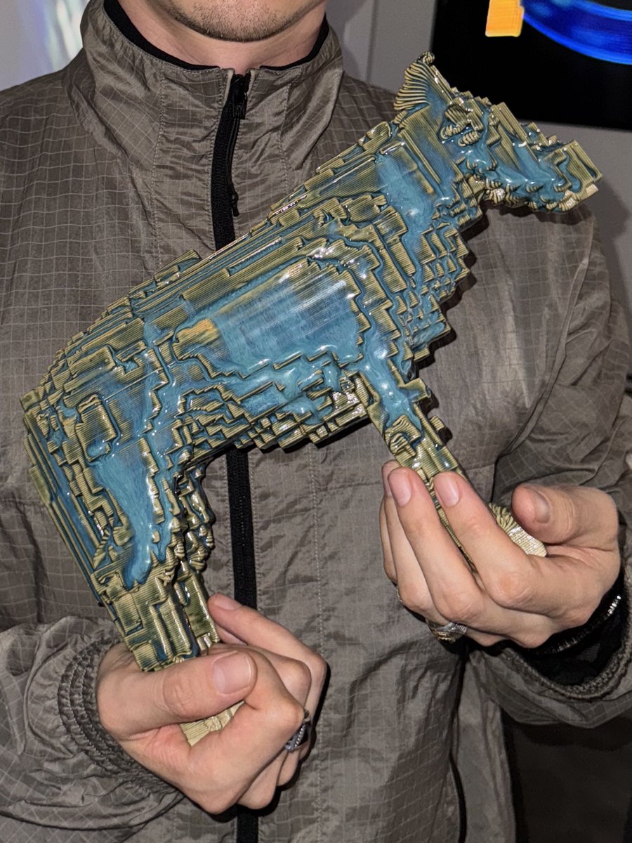 L'bank | tweet media