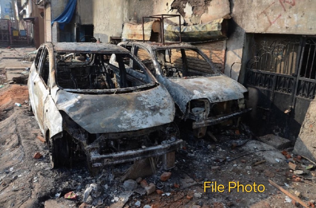 newswithaftab14's tweet image. “5 saal baad… aur saboot hi nahi? sawal toh uthenge 👀⚖️”

🚨 Delhi Riots 2020 case me 9 aaropi bari 😶
Court ne Irshad, Shah Alam, Rashid Saifi, Mohammad Shadab, Habib, Irfan, Azhar, Suhail aur Salim ko yeh-
#DelhiRiots #CommunalViolence #Court #Justice #BreakingNews #India 🚨