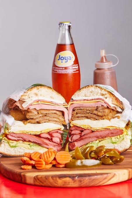 MemoJarás tweet media