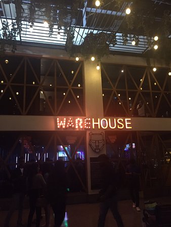 ferozshaikhmfb's tweet image. #Warehouse Kitchen &amp;amp; Bar, Malad West 
Illegal hookah, minors allowed, banned tobacco in use #despite multiple complaints, no action.Under #Malad #Police #jurisdiction #who is #protecting them
#Malad #Mumbai #IllegalHookah #MumbaiPolice @DGPMaharashtra @CPMumbaiPolice
