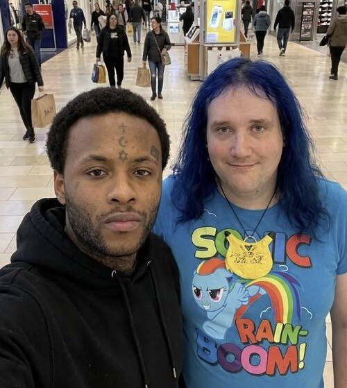 livia 🌸 tweet media