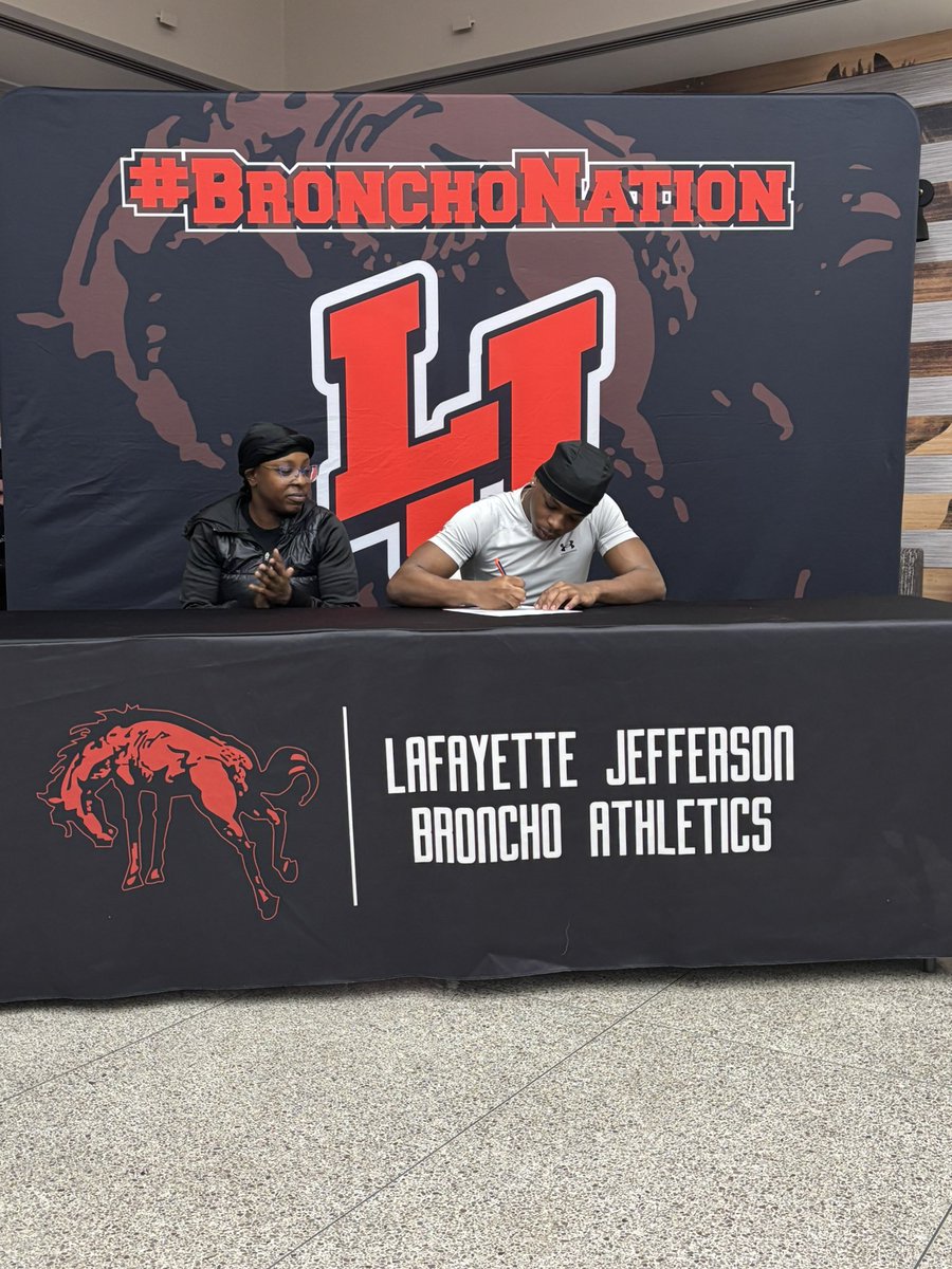 Broncho Athletics tweet media