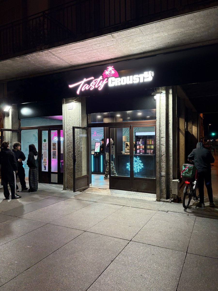 My Eyes Only - Flashback tweet media