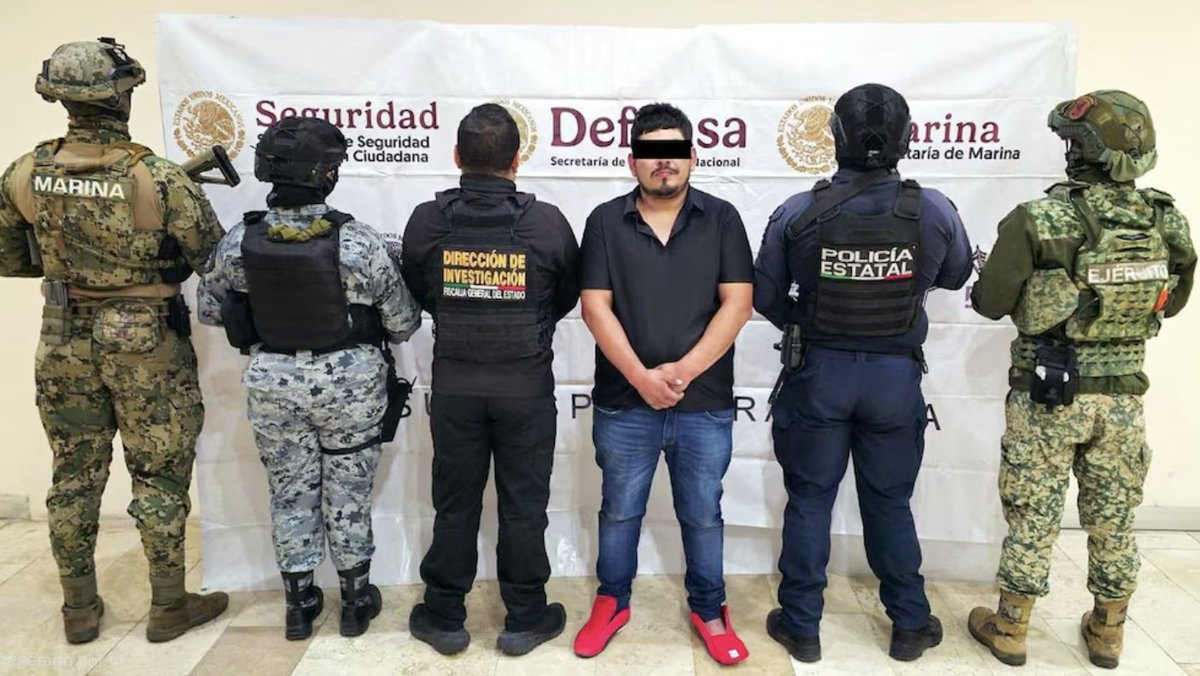 Cae presunto integrante del CJNG en Puebla con cartuchos exclusivos del  Ejército, droga y dinero. Operativo conjunto logró su captura. #Puebla #CJNG  #Seguridad @SSPGobPue @GN_MEXICO golpe a grupos criminales que operan en