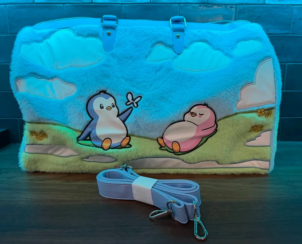 OvercookedPanda's tweet photo. Woot @pudgypenguins @IglooInc got my mystery boxes today.  Not a bad haul! https://t.co/gdqYd7uruf
