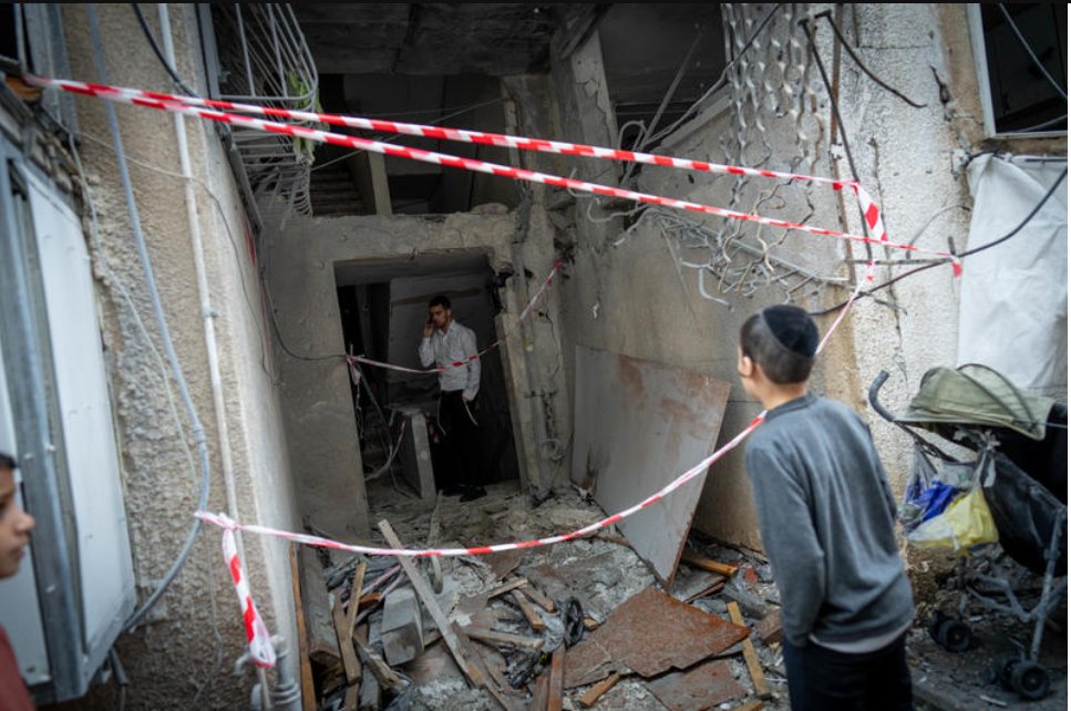 חרדים10 tweet media