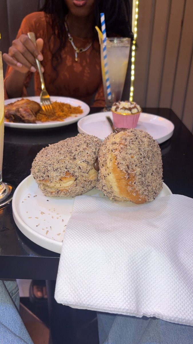 T𝔦𝔣𝔢 Ξ tweet media