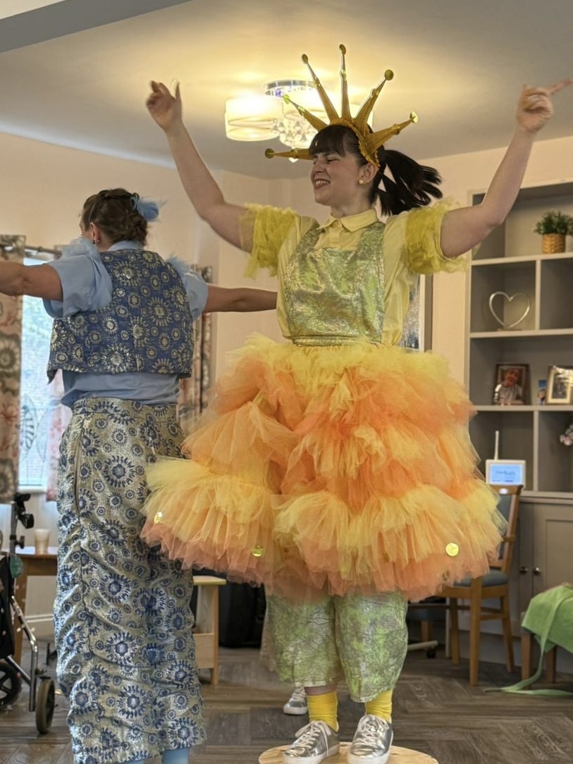 CedarCourtDCH's tweet image. We have had the cast from Spilt Milk in to see us, sharing their spring show Bloom. Everyone had so much fun! #Easter #EasterShow #Spring #Bloom