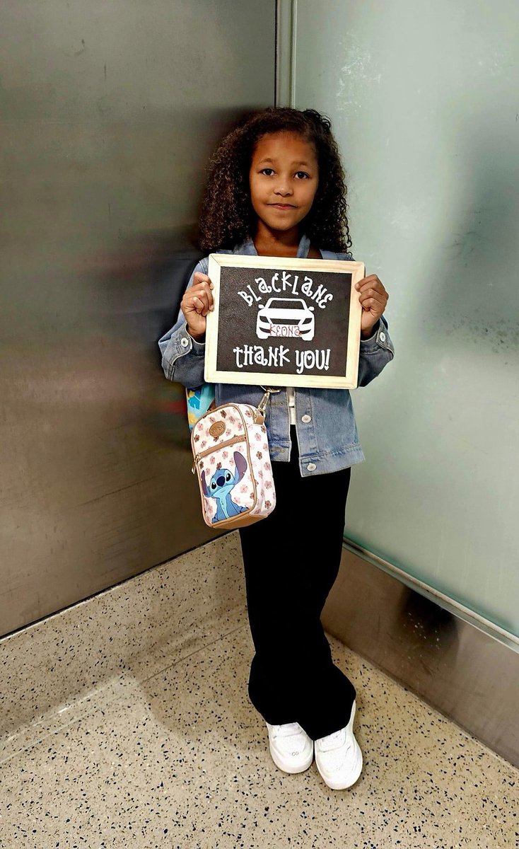 Miracle Flights tweet media