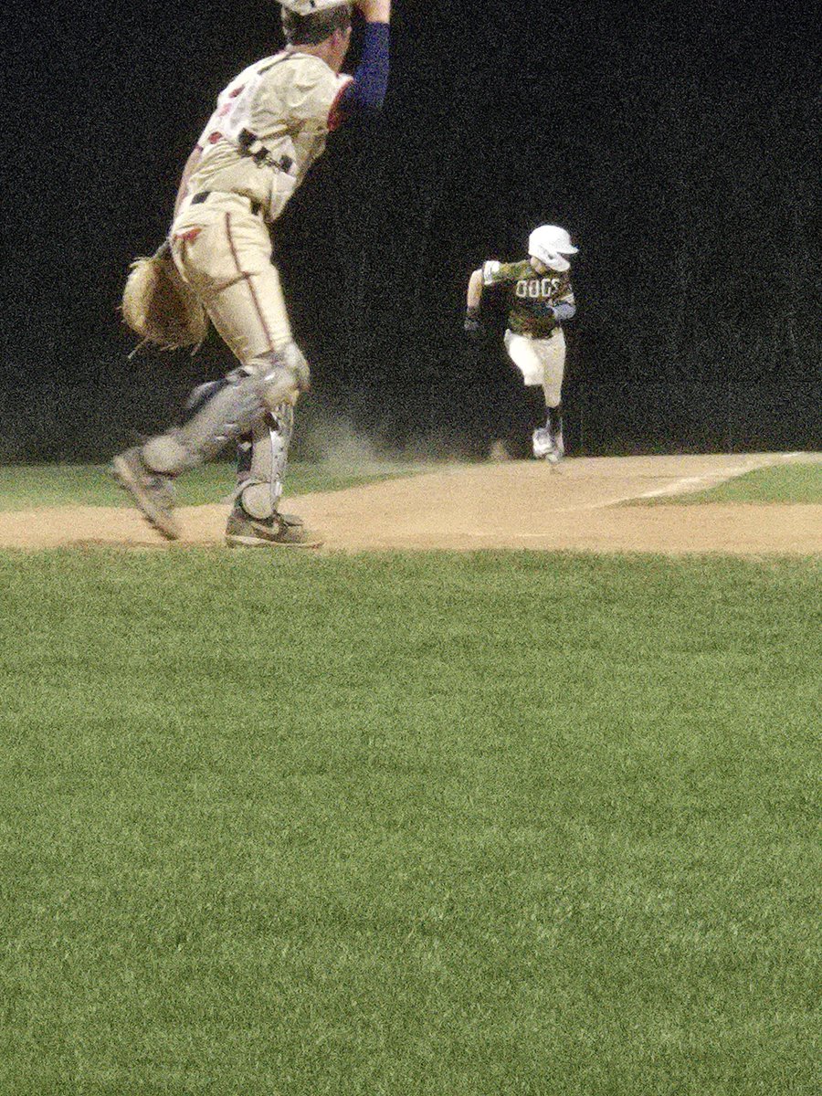 BraydenEnguita's tweet photo. Windy City Hit Dogs Win Arkansas USSSA!
hitting .500
5 walks, 4 runs, 4RBI's, 0 strikeouts 
2 doubles- 1 almost a Grand Slam

Pitching- 2 Games
 threw complete game NO Hitter!
Weekend ERA 1.75

@PrepBaseballIL @DrewLocascio @tciombor @SFSpartanBsbll @WindyCityHitDog @PG_Illinois https://t.co/lx802Mi71F