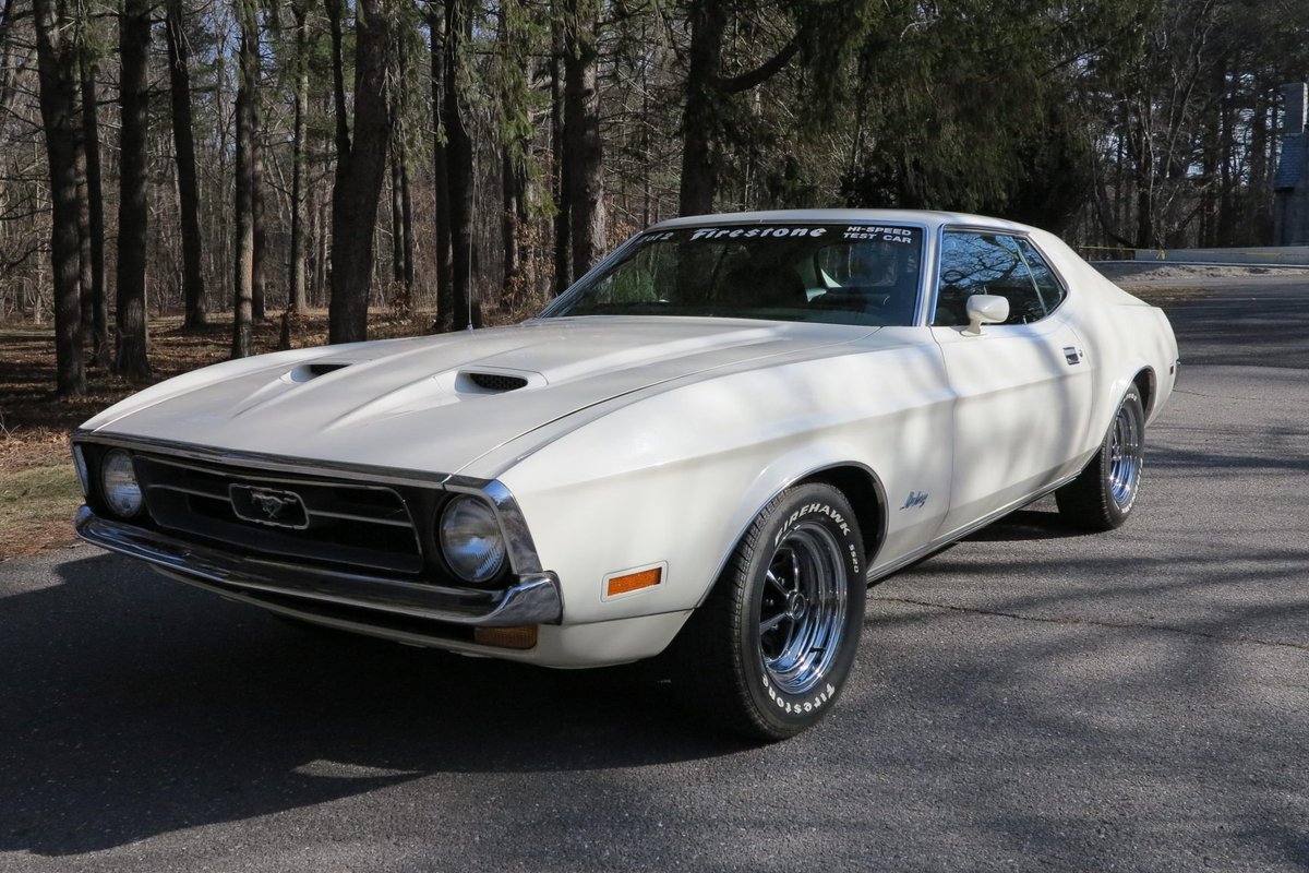 Bringatrailer's tweet image. Sold: 1972 Ford Mustang 351 CJ 4-Speed Firestone Test Car for $28,100. bringatrailer.com/listing/1972-f…