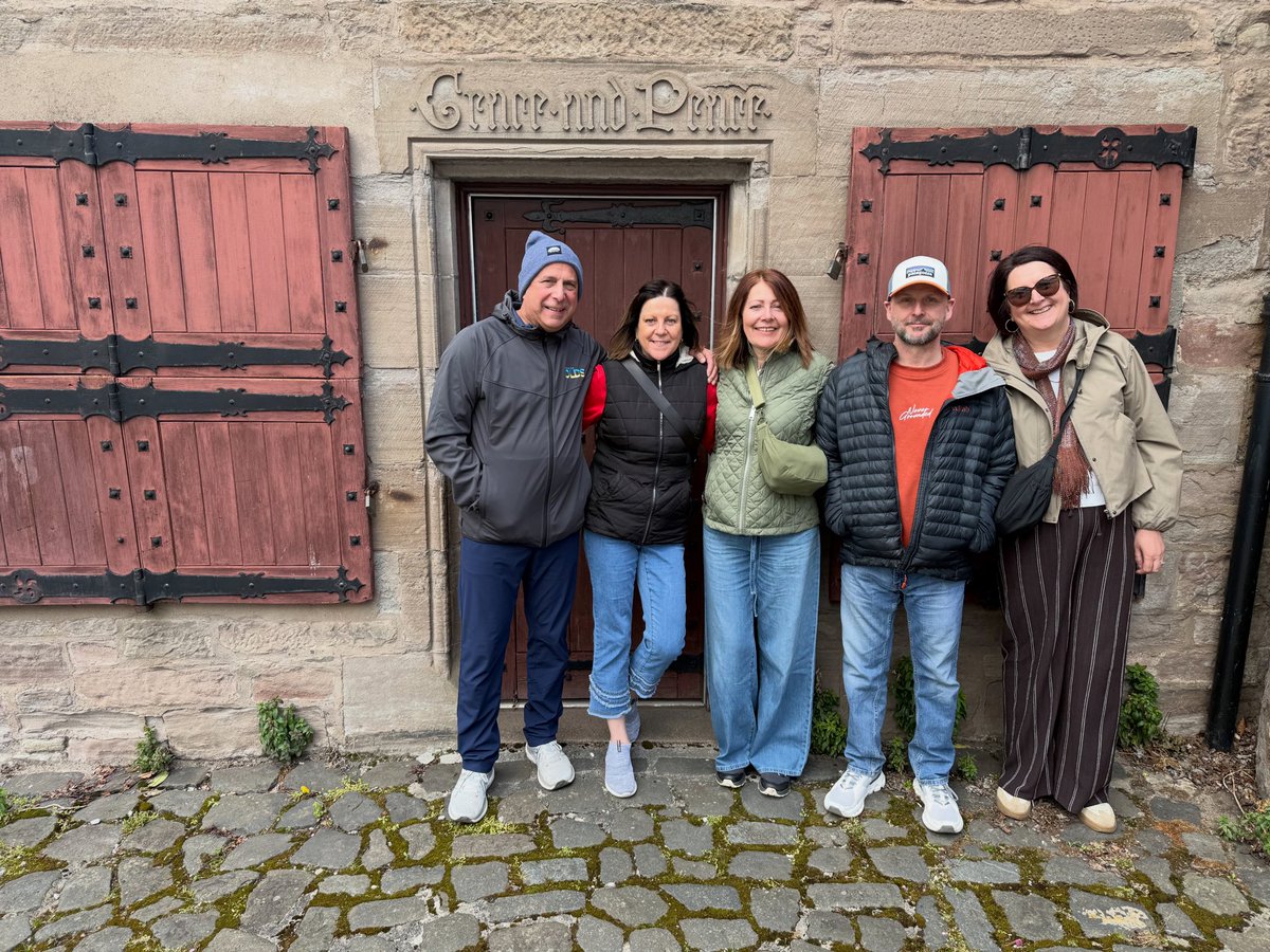 kilted_guide's tweet image. Put together a walking food tour of Perth for friends’ Canadian guests. Haggis, neeps and tatties; Cullen skink; millionaires shortbread; some local fizz and cheese and,!of course, a #murrayspie! There was a bit of history in between courses😏 #tourguide #britainsbestguides