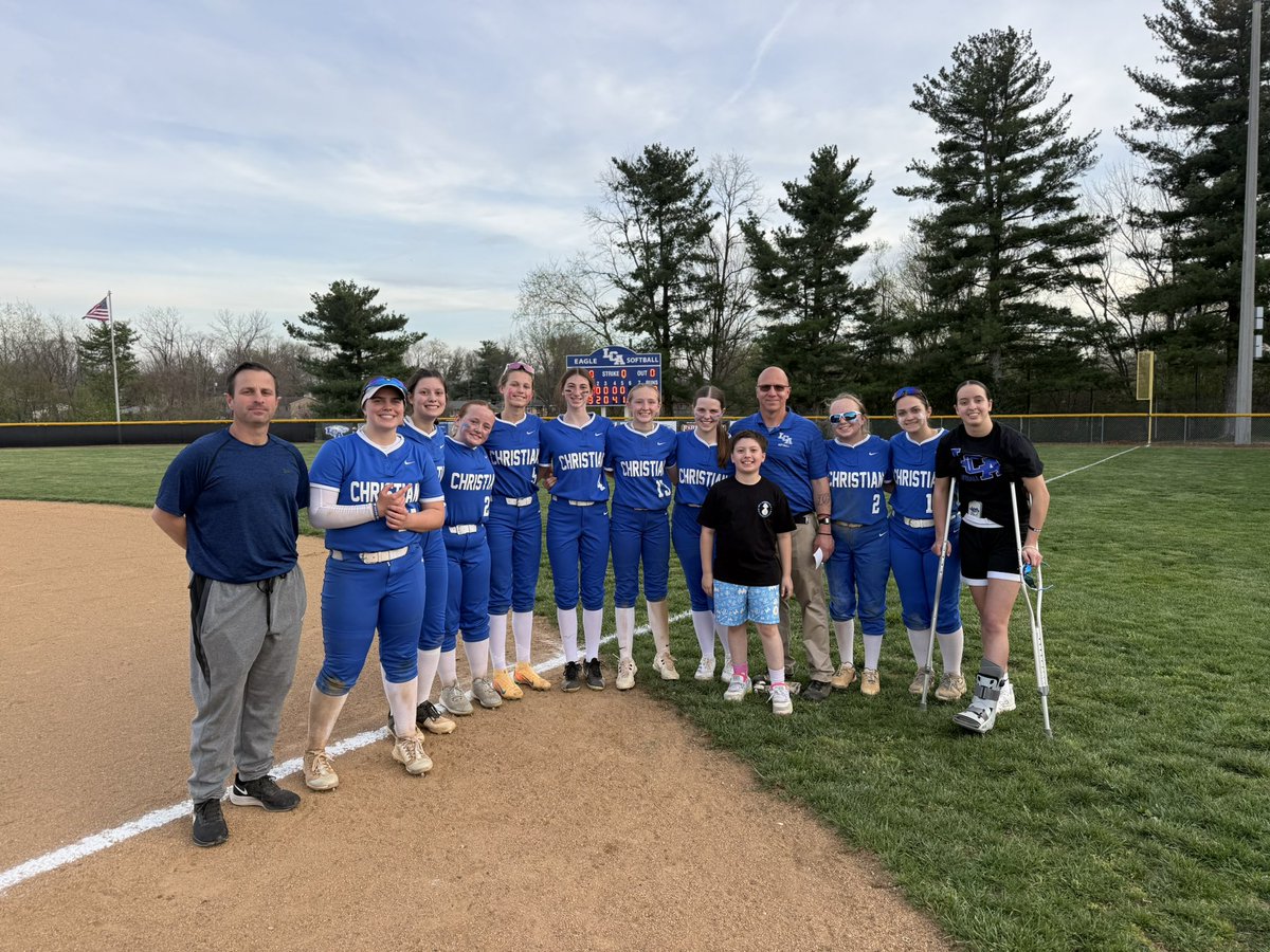 Ella Deaton tweet media