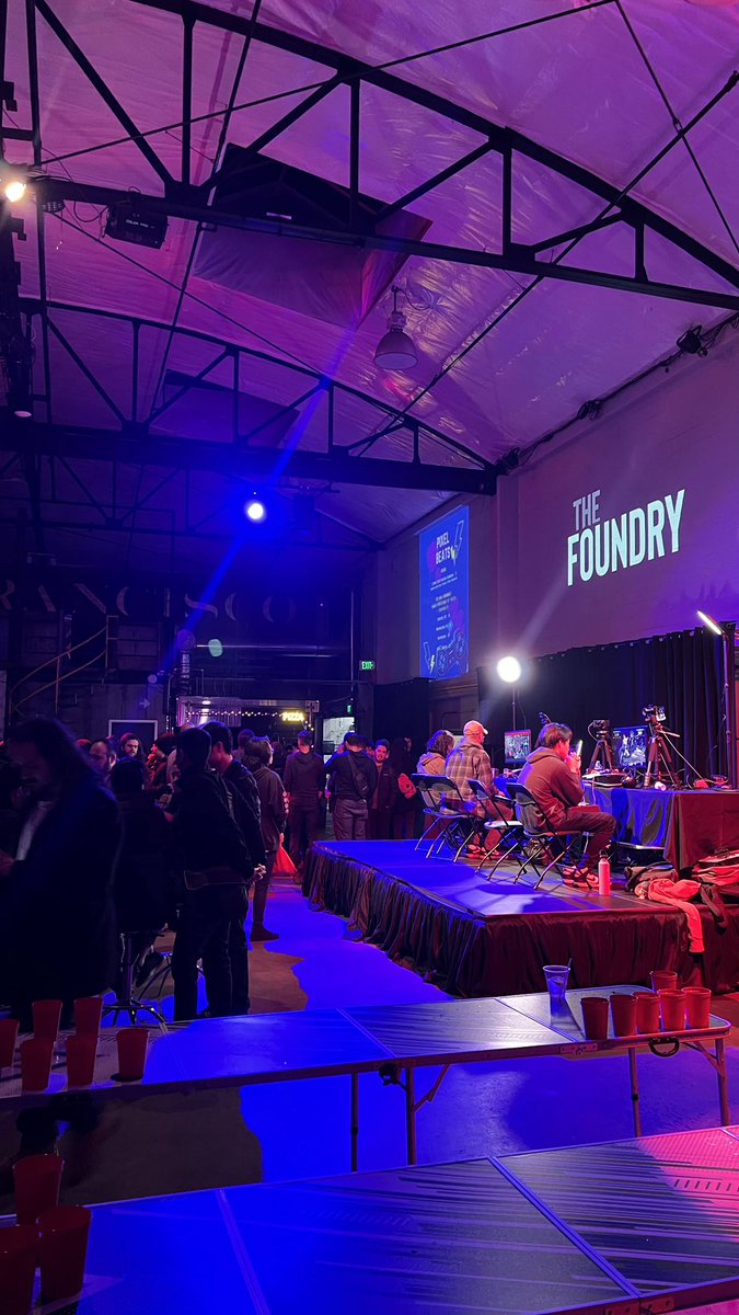 cakestina tweet media