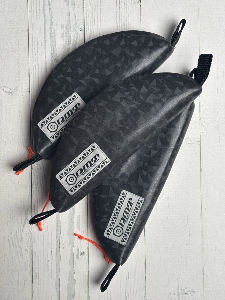 丹生坂つかさ tweet media