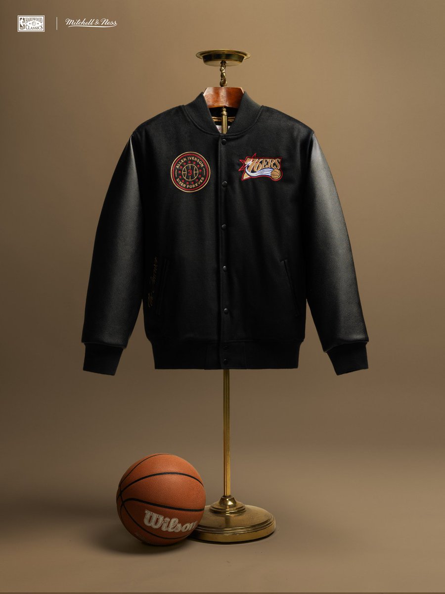 JustFreshKicks tweet media