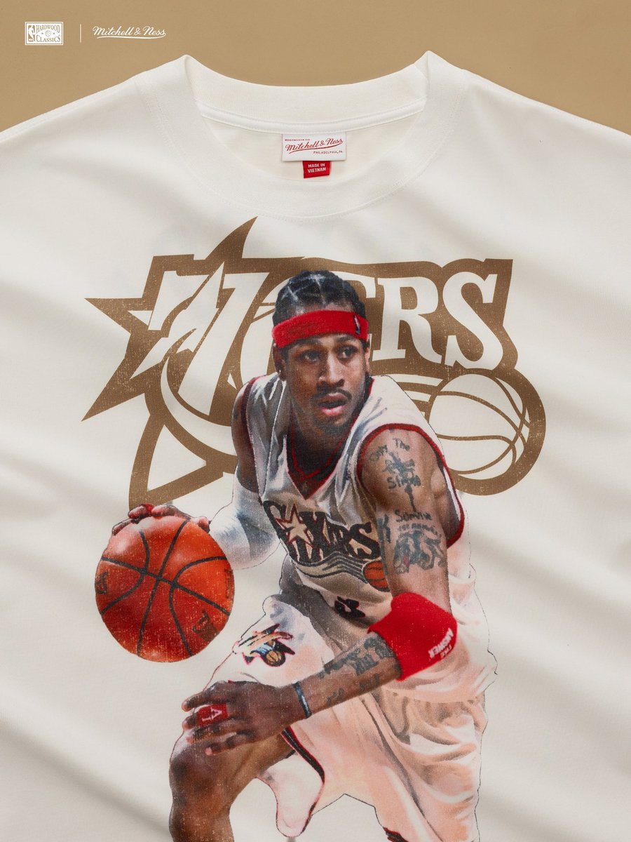 JustFreshKicks tweet media