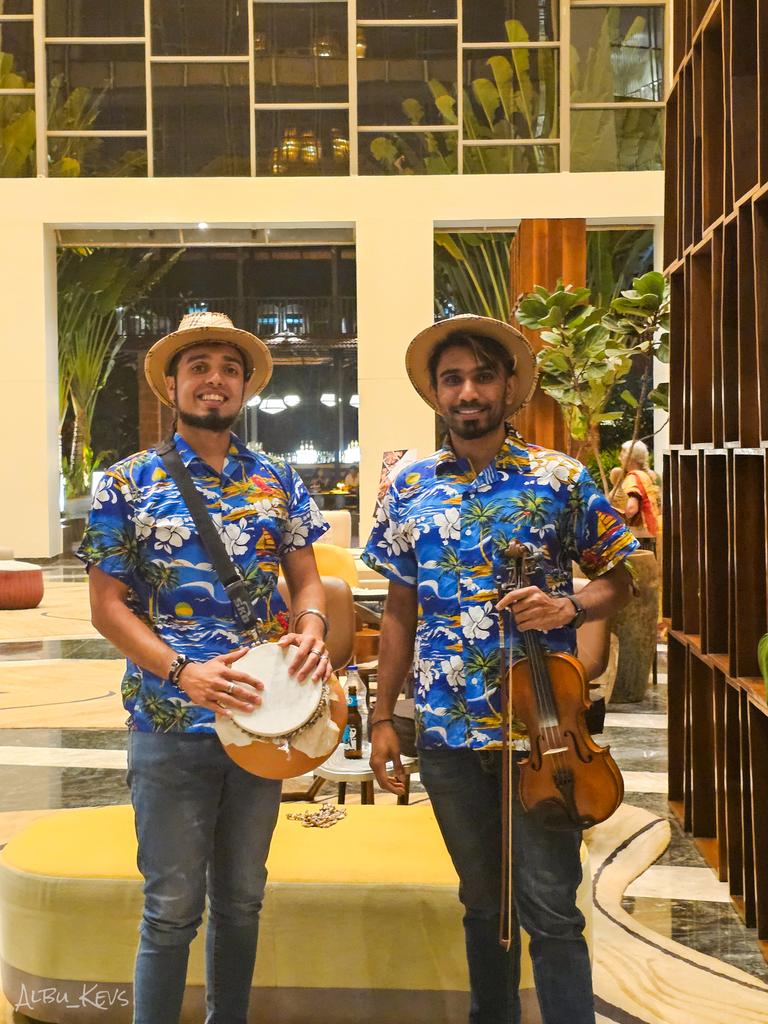 Albu_Kevs's tweet photo. Rhythm in our hands, smiles on our faces 🥁🎻
Serenading show at Westin in Anjuna Goa 🔥 https://t.co/rwQZoeVu9M