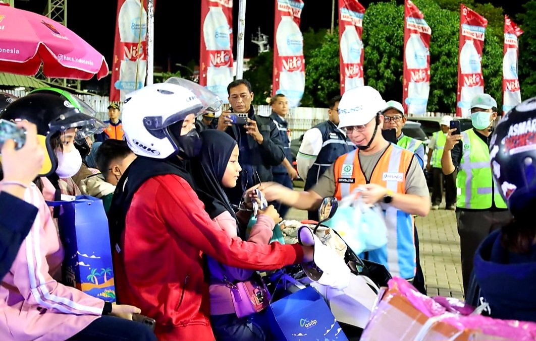 Pelindo Regional 2 Catat Pergerakan 196 Penumpang Selama Periode Angkutan Lebaran 2026
newsportdelta.com/pelabuhan/peli…