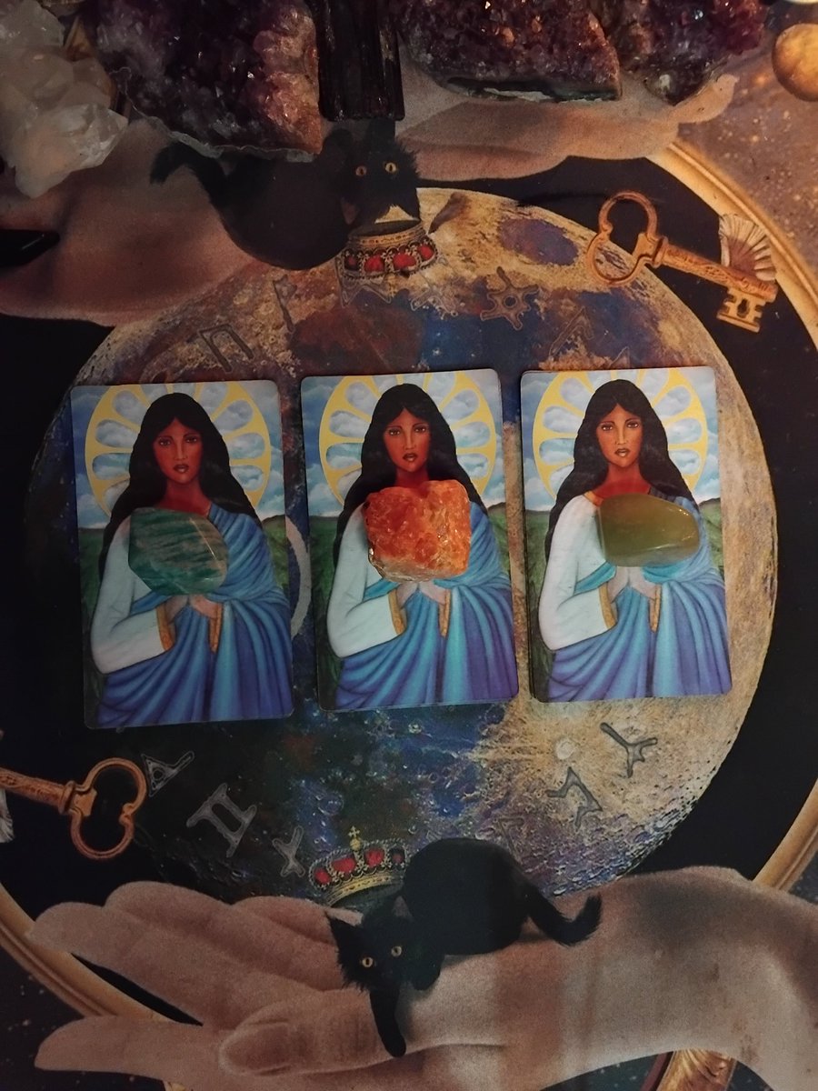 Lau | Tarot Baba Yaga • AGENDA ABERTA tweet media