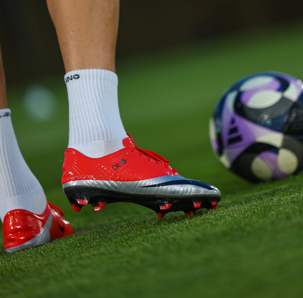 n e e d y tweet media